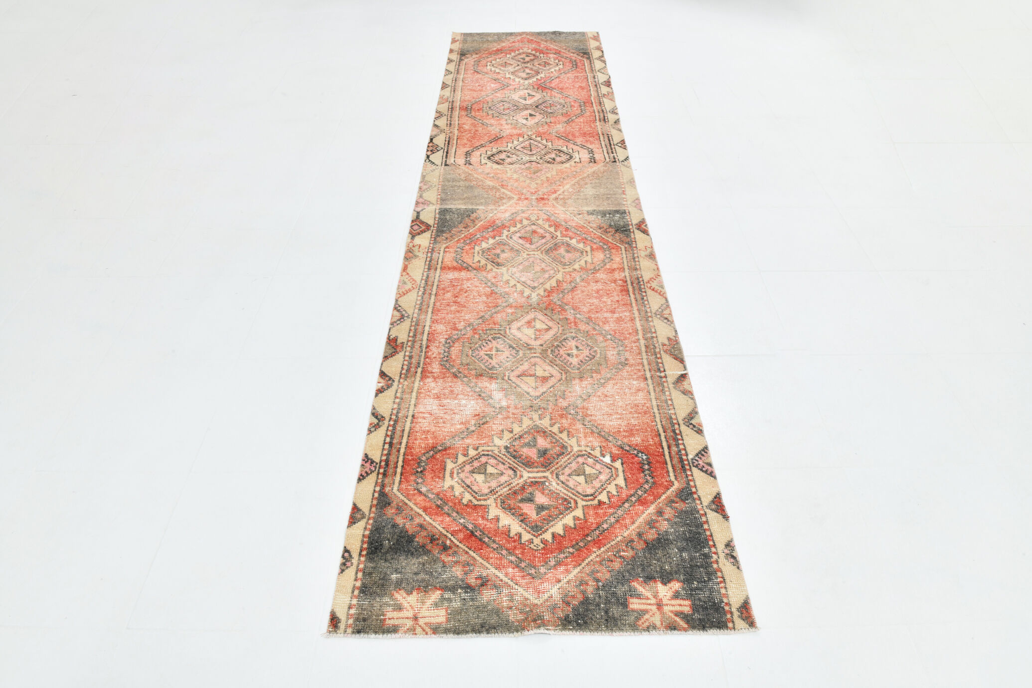 3x12 Persian Classic Runner Rug, 85x356Cm
