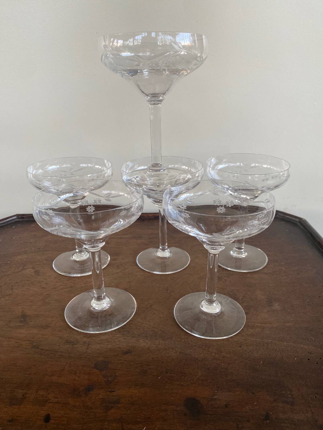6 champagne glasses
