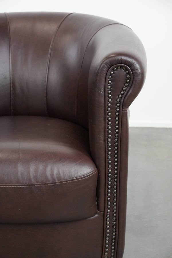 Club Armchair in Very Good Condition Made of Cowhide in English Style