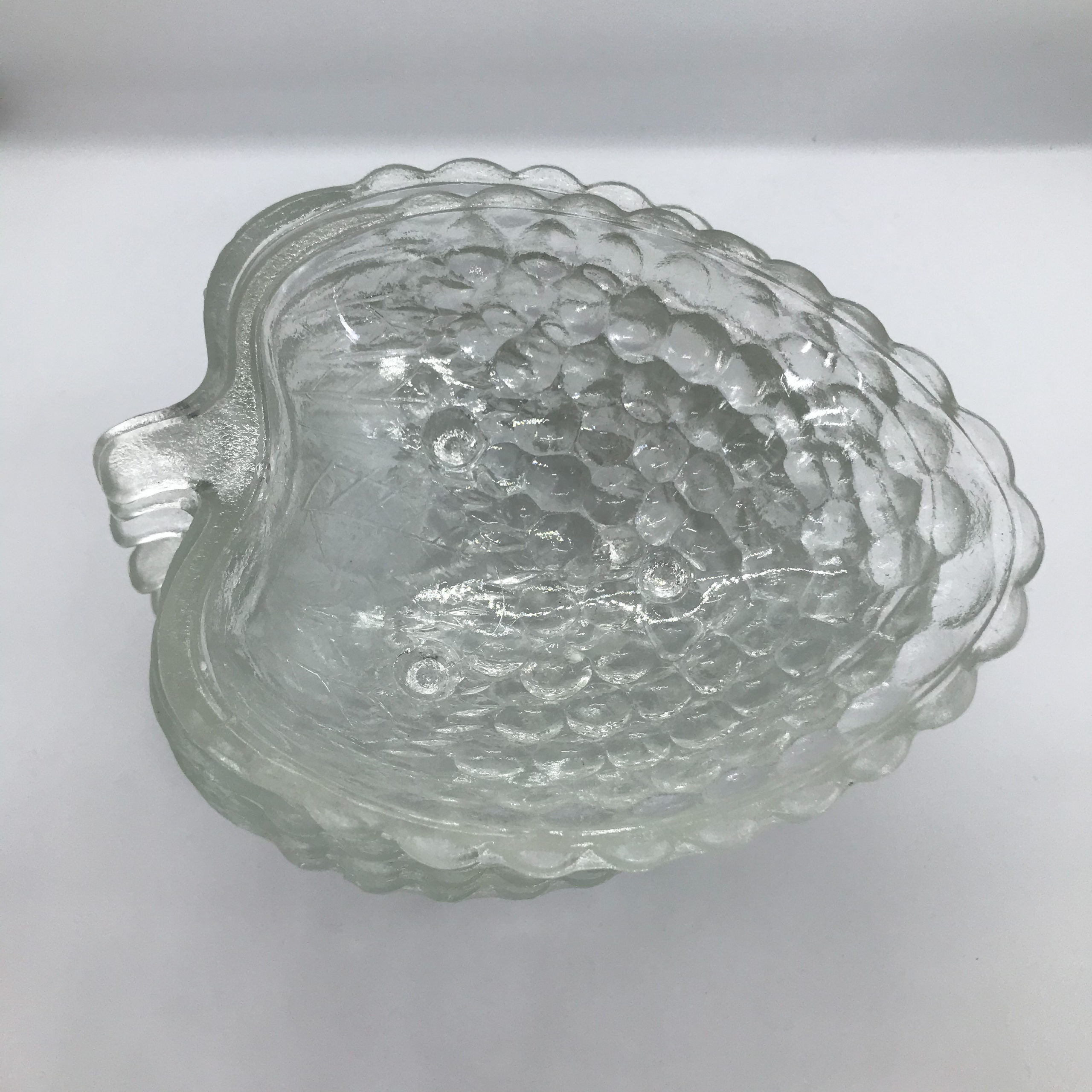 Set of 6 cups and fruit salad dish