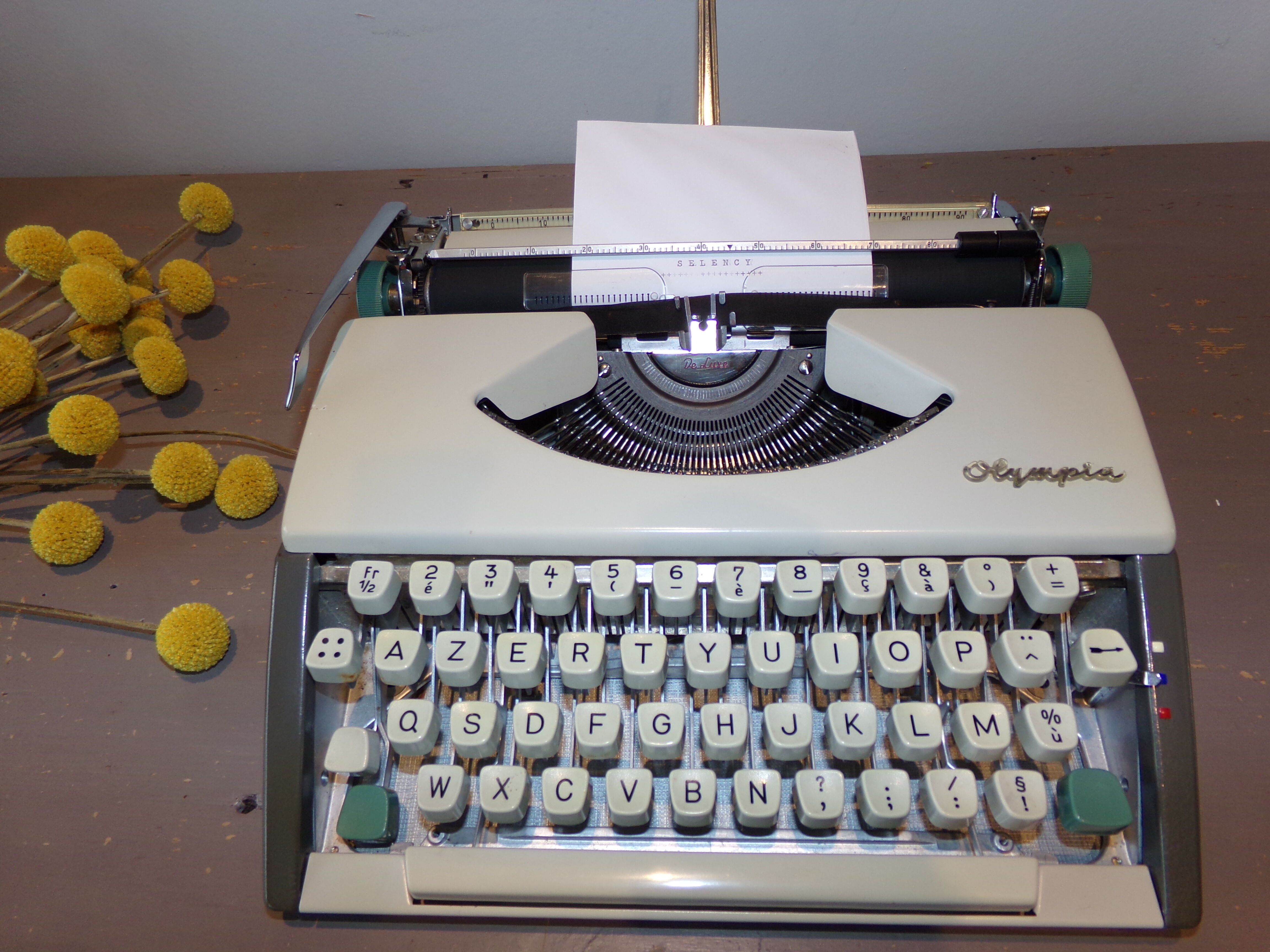 Olympia sf portable luxury typewriter with bag