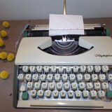 Olympia sf portable luxury typewriter with bag