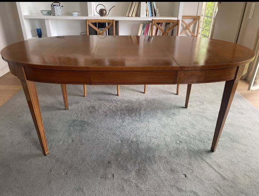 Table de salle à manger de style Directoire