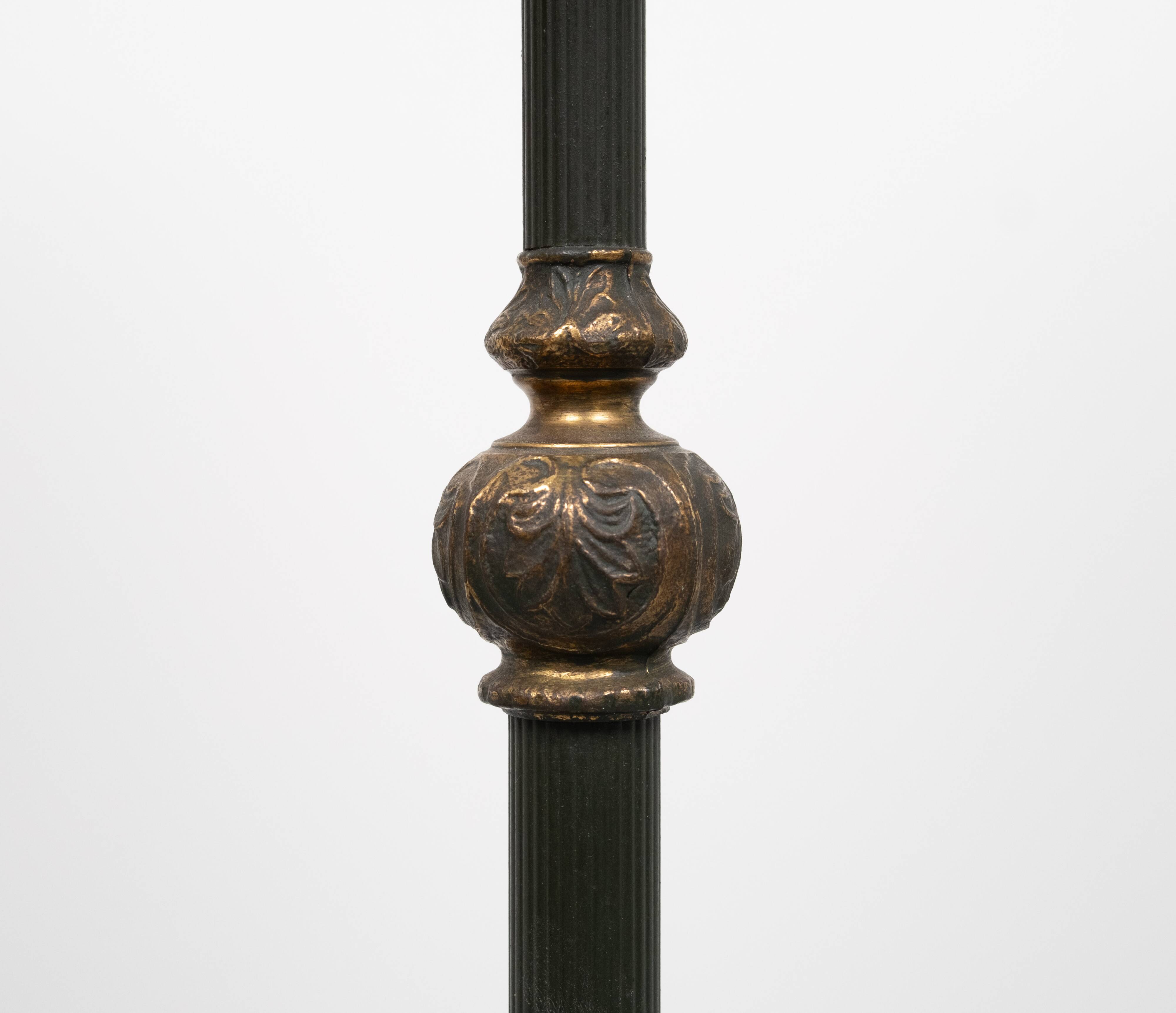 Classic style Floor lamp with shade 1970s France