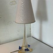 Set of 2 vintage romantic Venetian Italian table lamps in Murano glass.