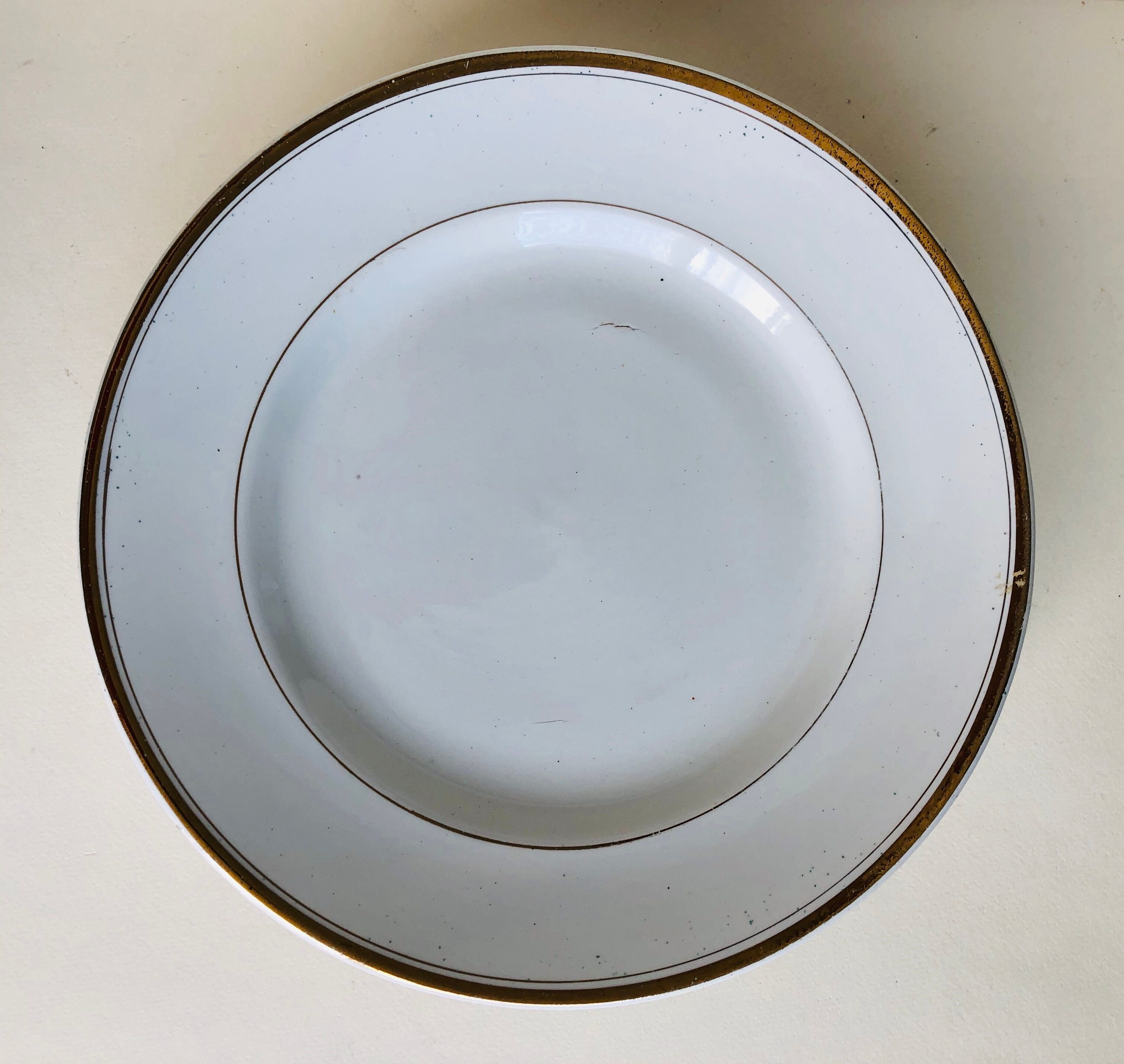 Dessert dish
