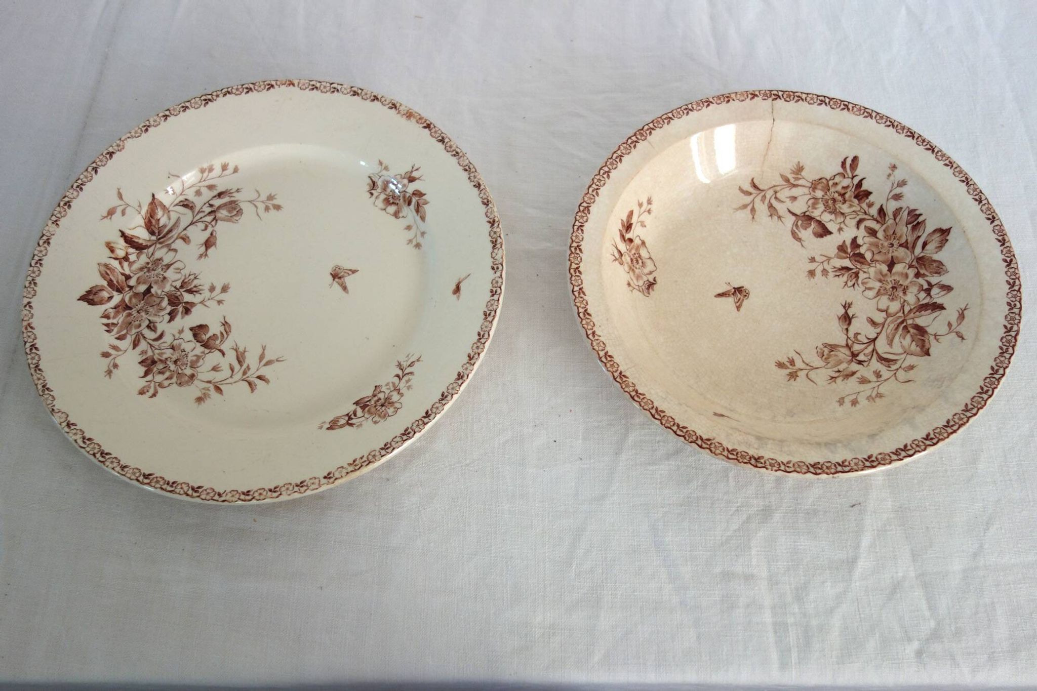 Service part # 1 ironstone Gien May around 1900