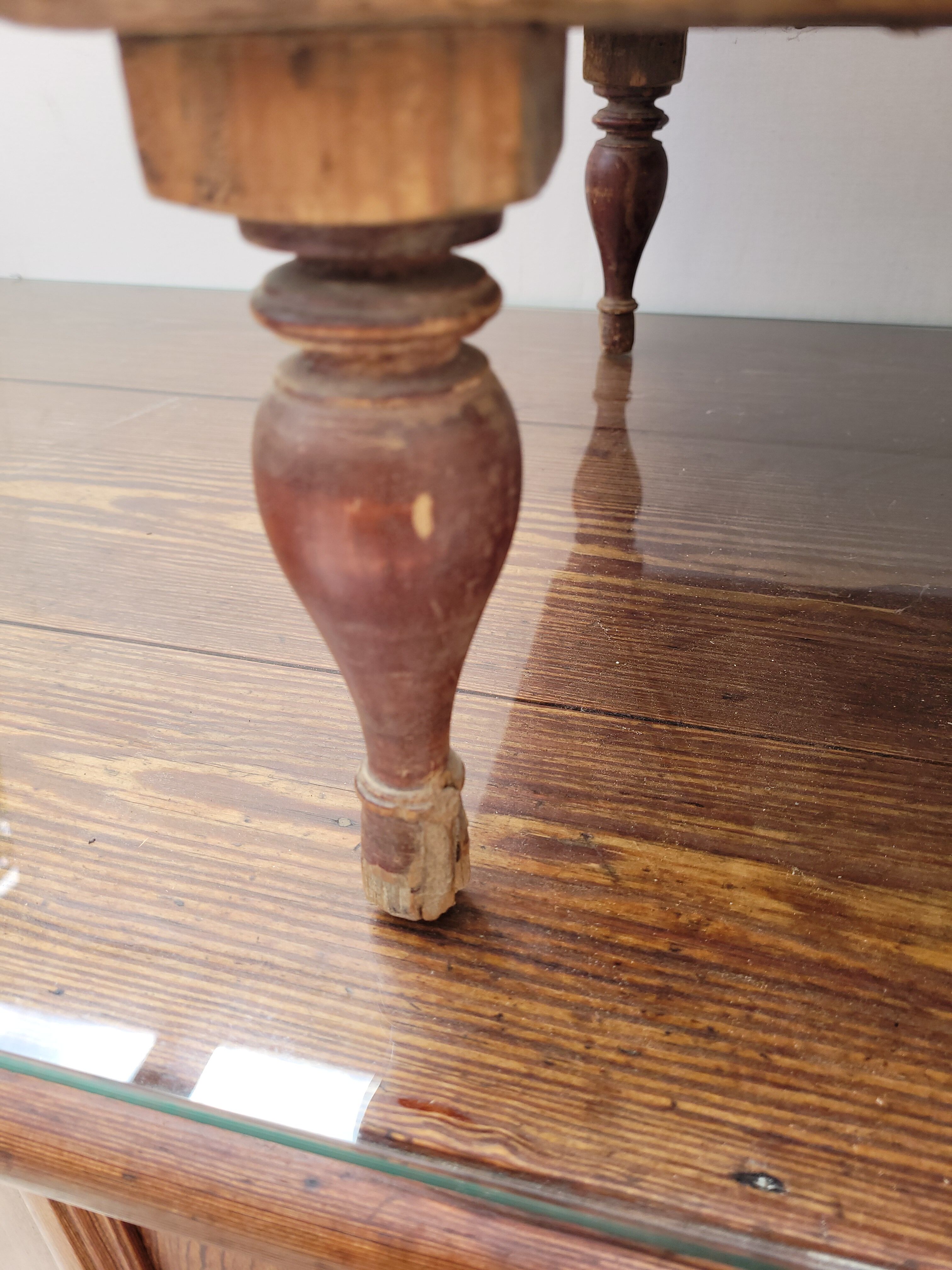 Nineteenth oak writing room