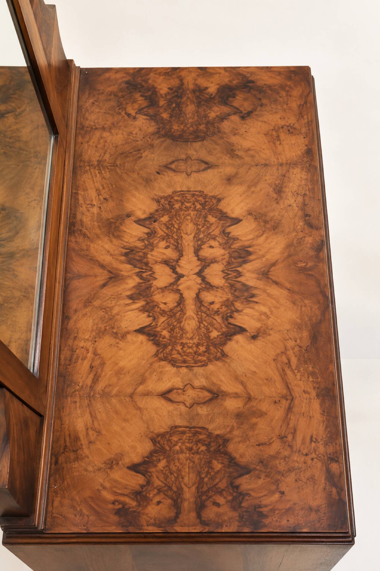 Commode-coiffeuse Art Déco en ronce de noyer et miroir psyché basculant