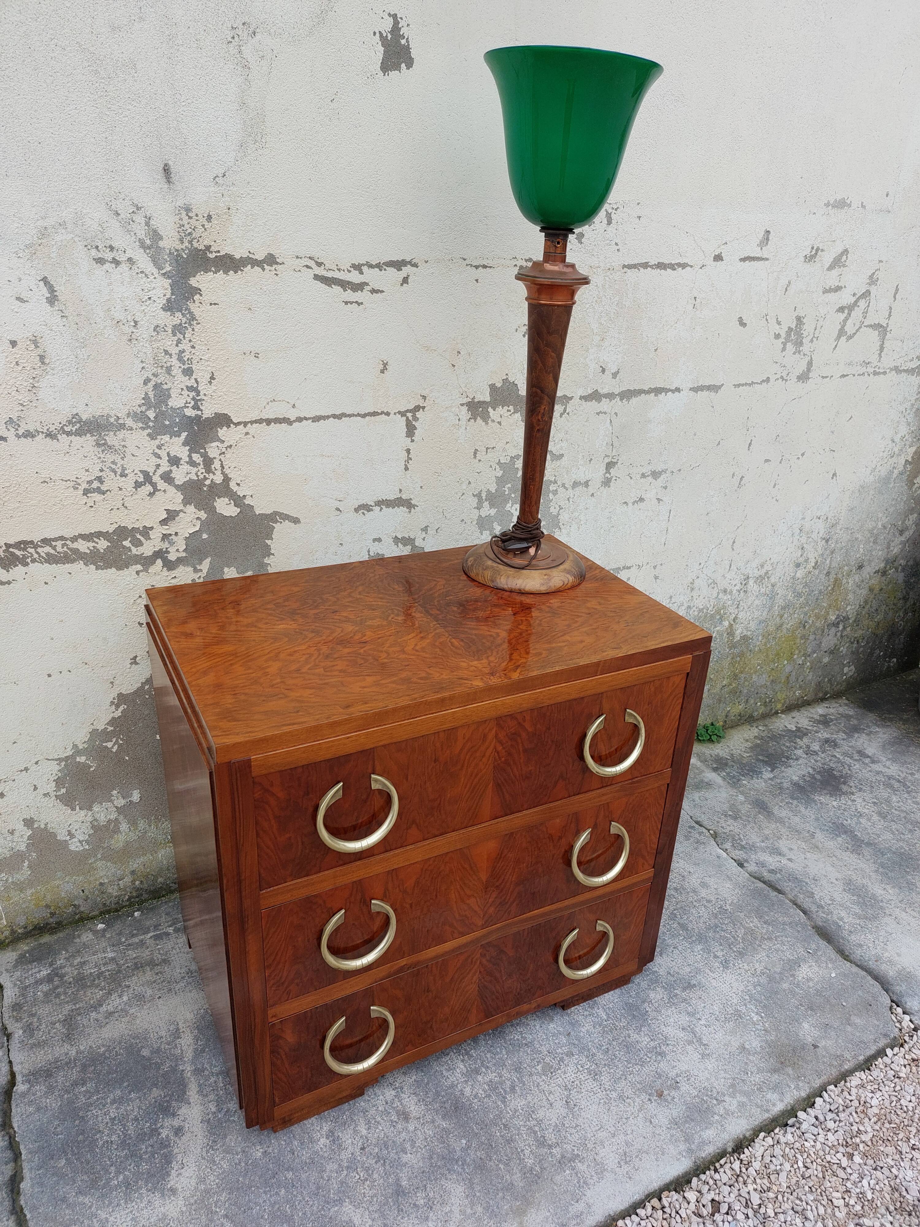 Art Deco period chest of drawers in walnut 1930