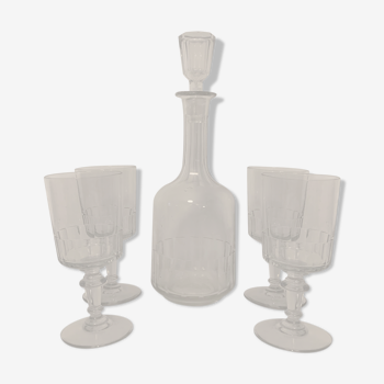 Set de 4 verres et carafe modèle Mirabeau début XXème siècle