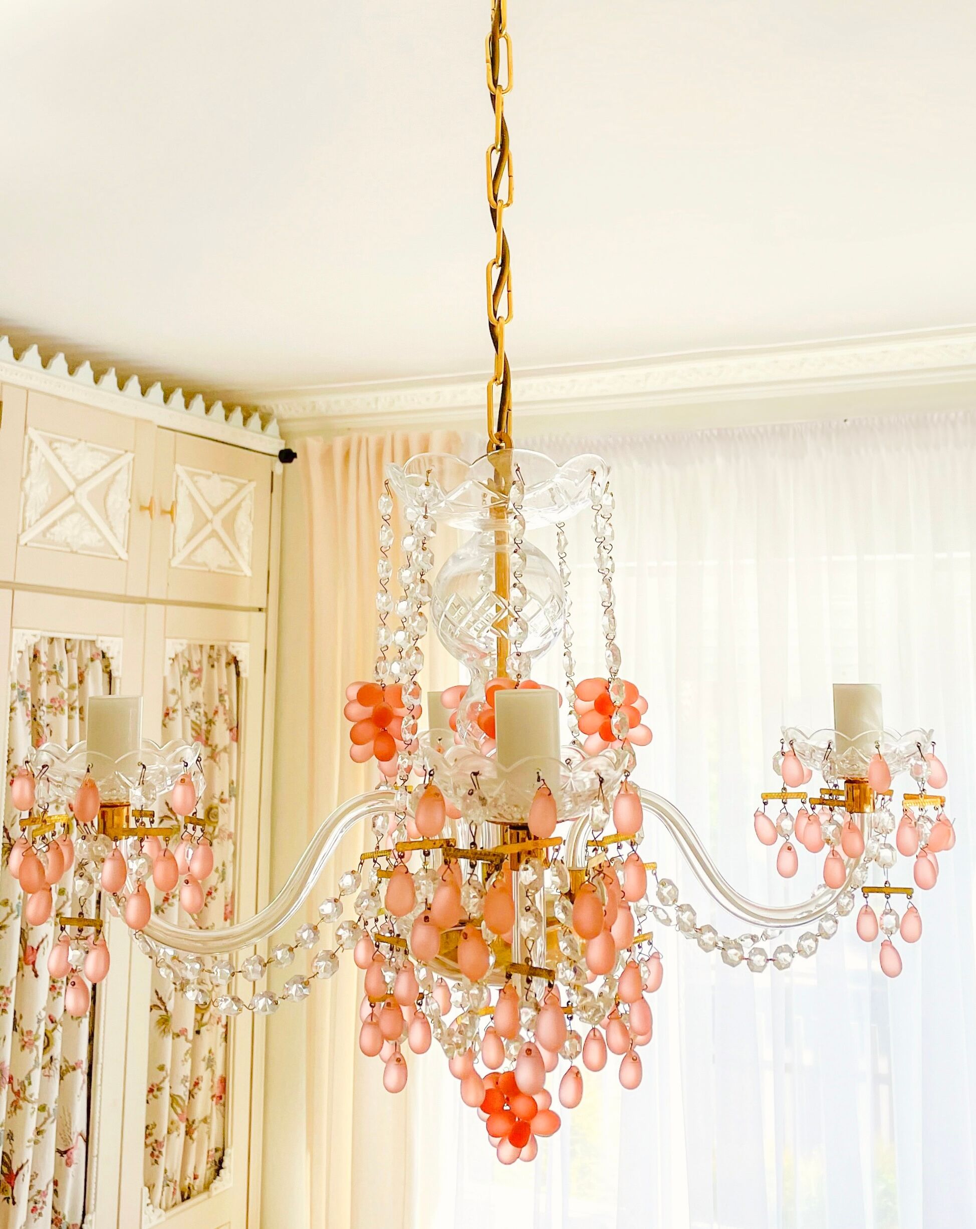 Bohemian crystal chandelier by Václav Hanus – Royal elegance