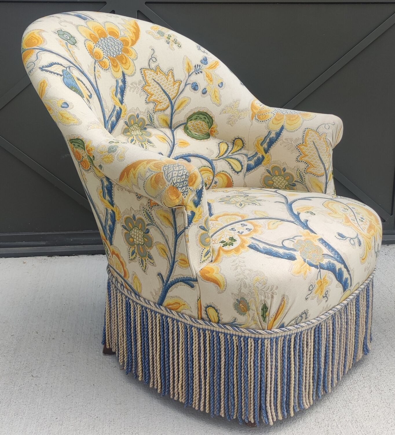 Ancien fauteuil crapaud