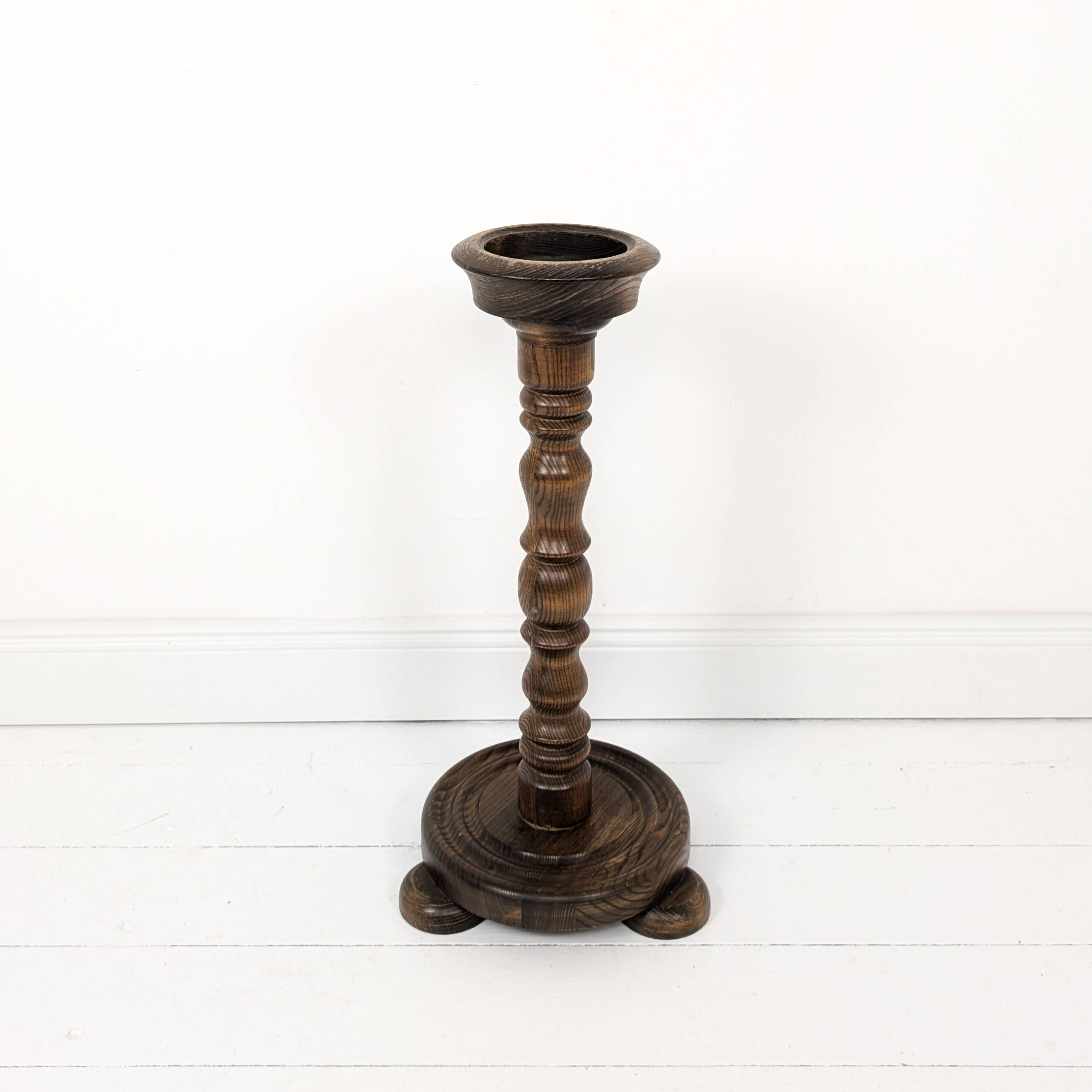 Vintage Chandelier Chauffe-bougie Chaise fleurie Banc de fleurs Table de fleur en bois tourné Bois m