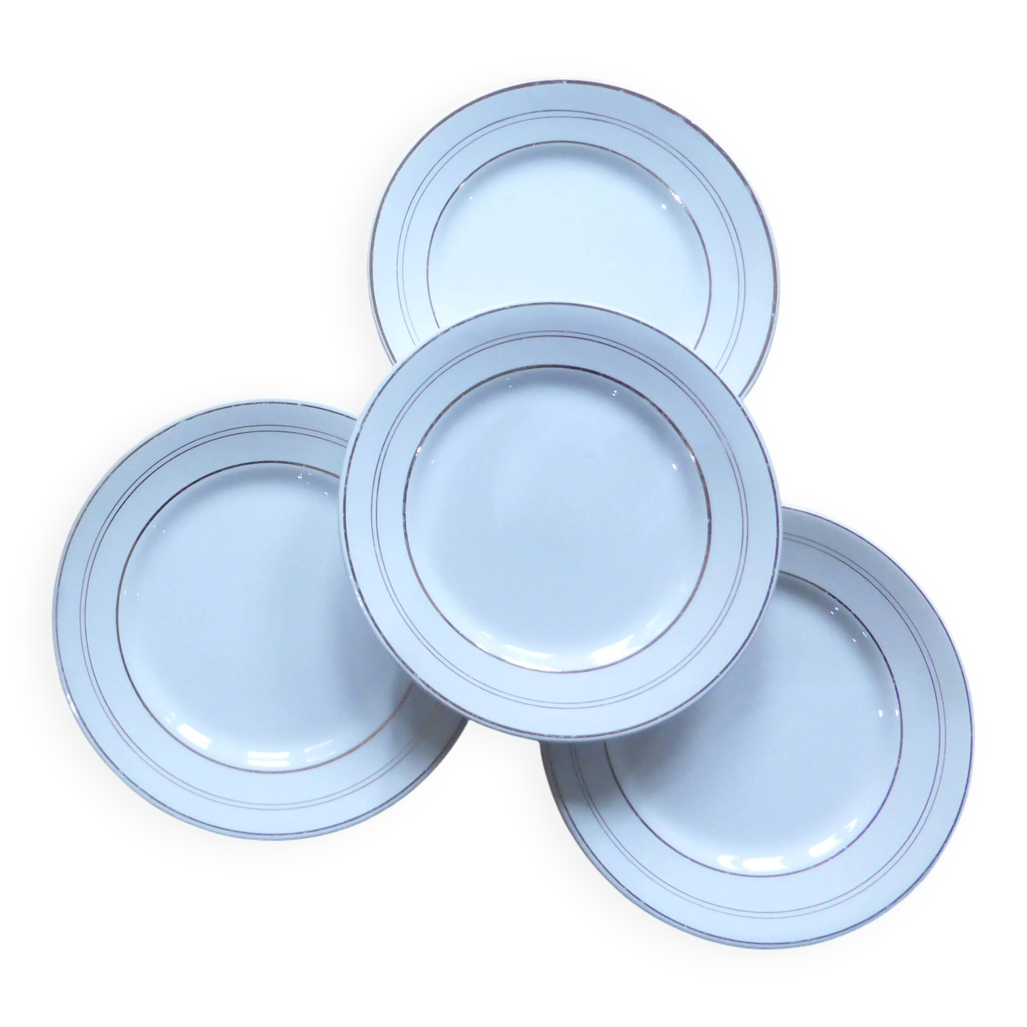 4 dessert plates in porcelain from St Amand 191105