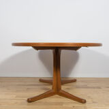 Mid-century round extendable teak dining table from McIntosh, United Kingdom, 1960s