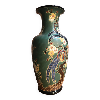 Japanese print style porcelain vase