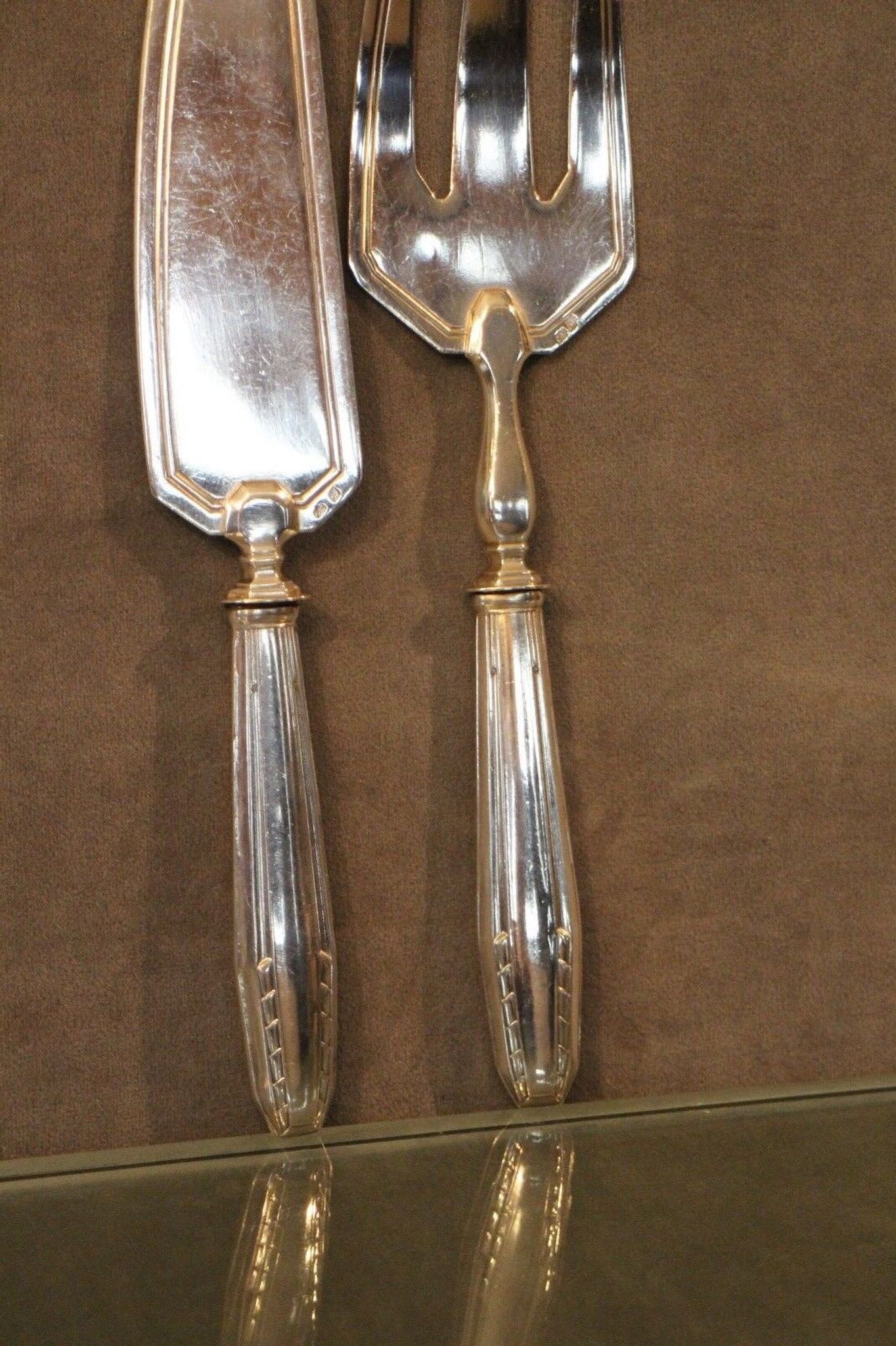Silver metal fish service design 1930-1950