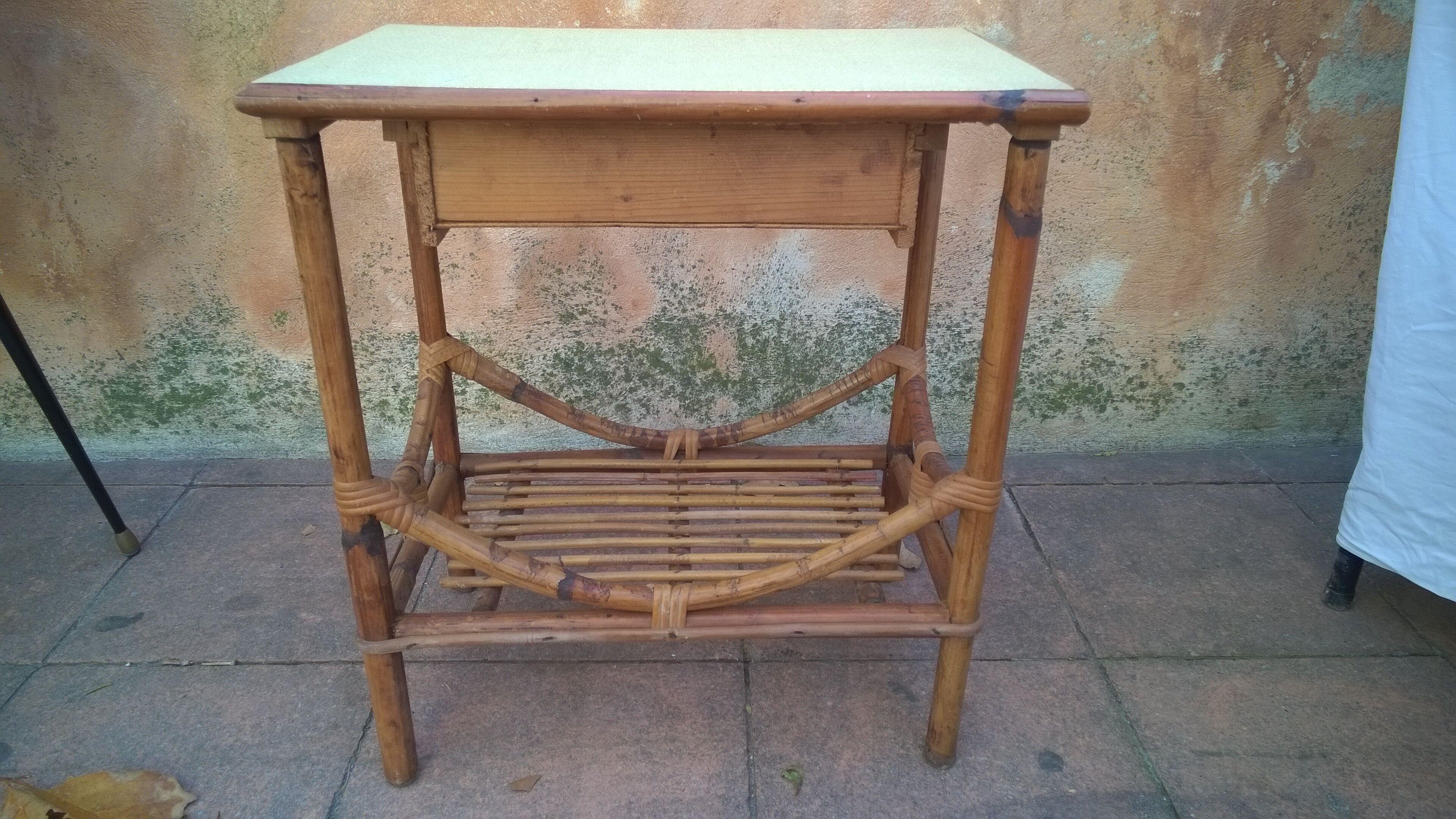 Bedside in rattan and bamboo