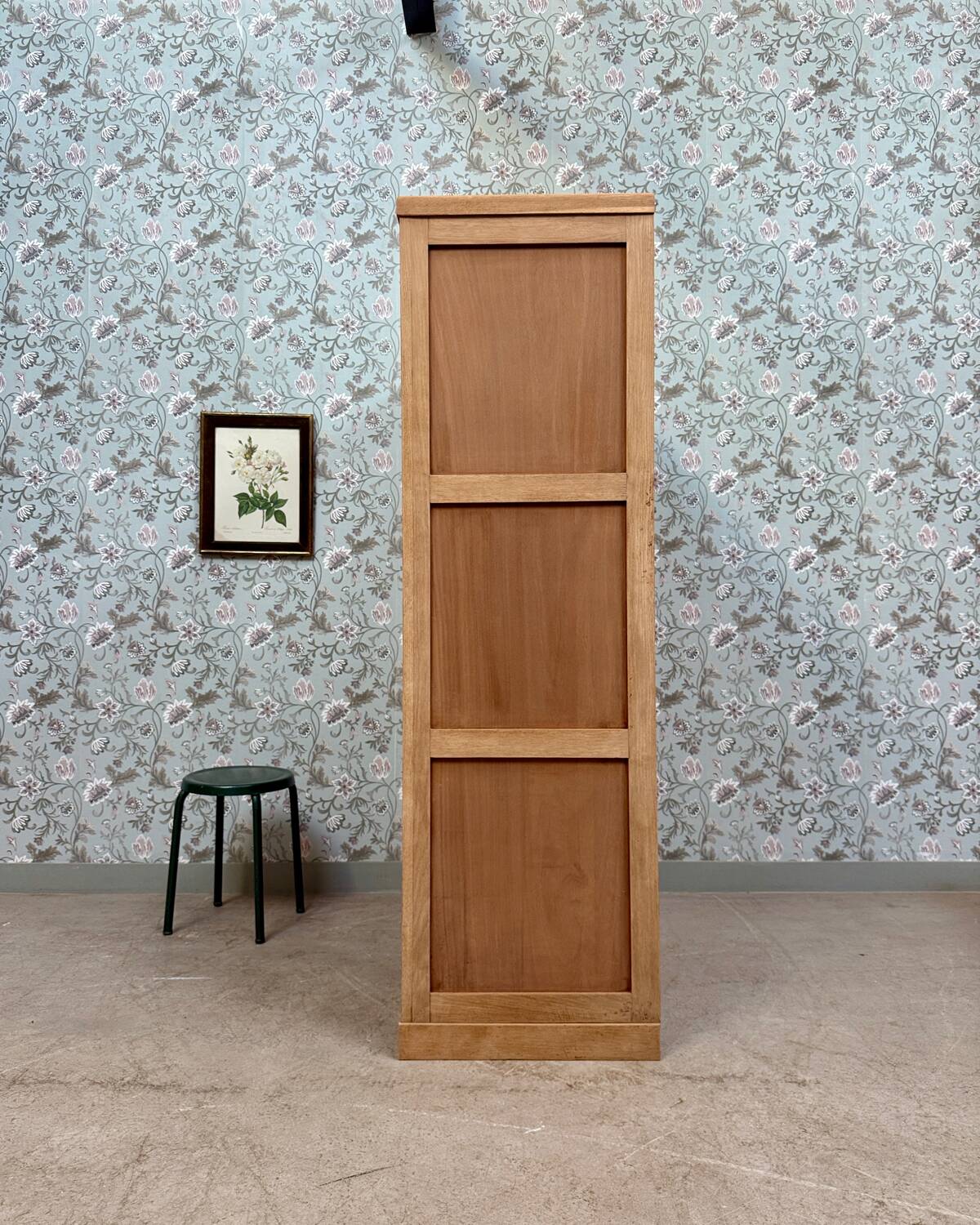 Large Art Deco wardrobe with sliding doors (renovated)