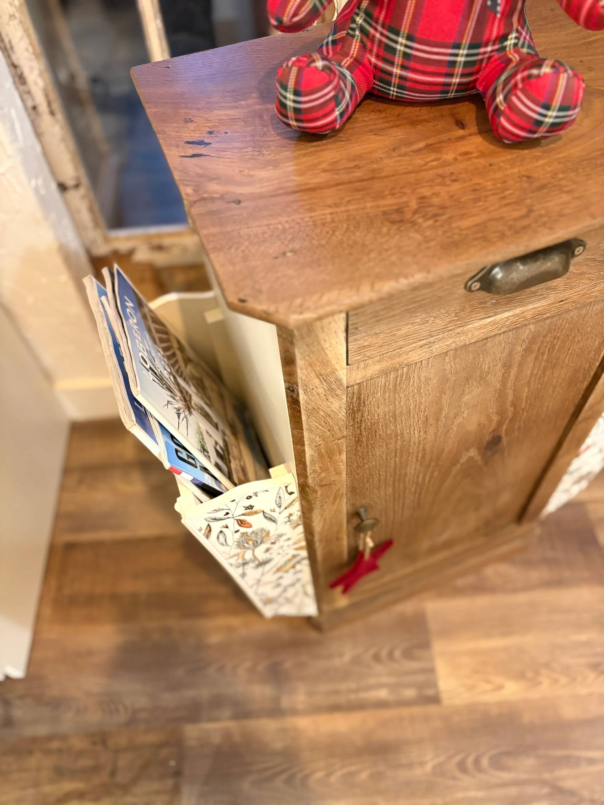 Bedside table with magazine rack - Gaspard