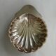 Vide-poche coquille en métal argenté – plat décoratif coquillage vintage