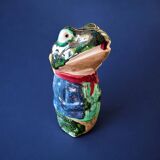 Frog slip pitcher