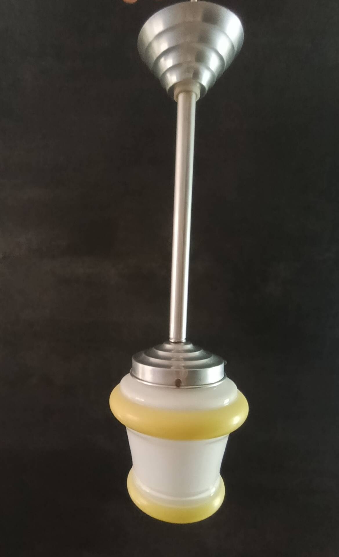 suspension  opaline blanche et jaune | space age - art déco 1950