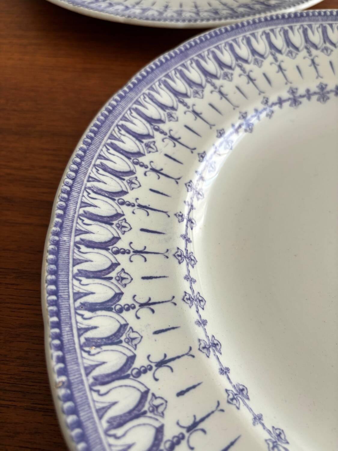 Set of 2 Creil and Montereau blue dishes – vintage serving plates