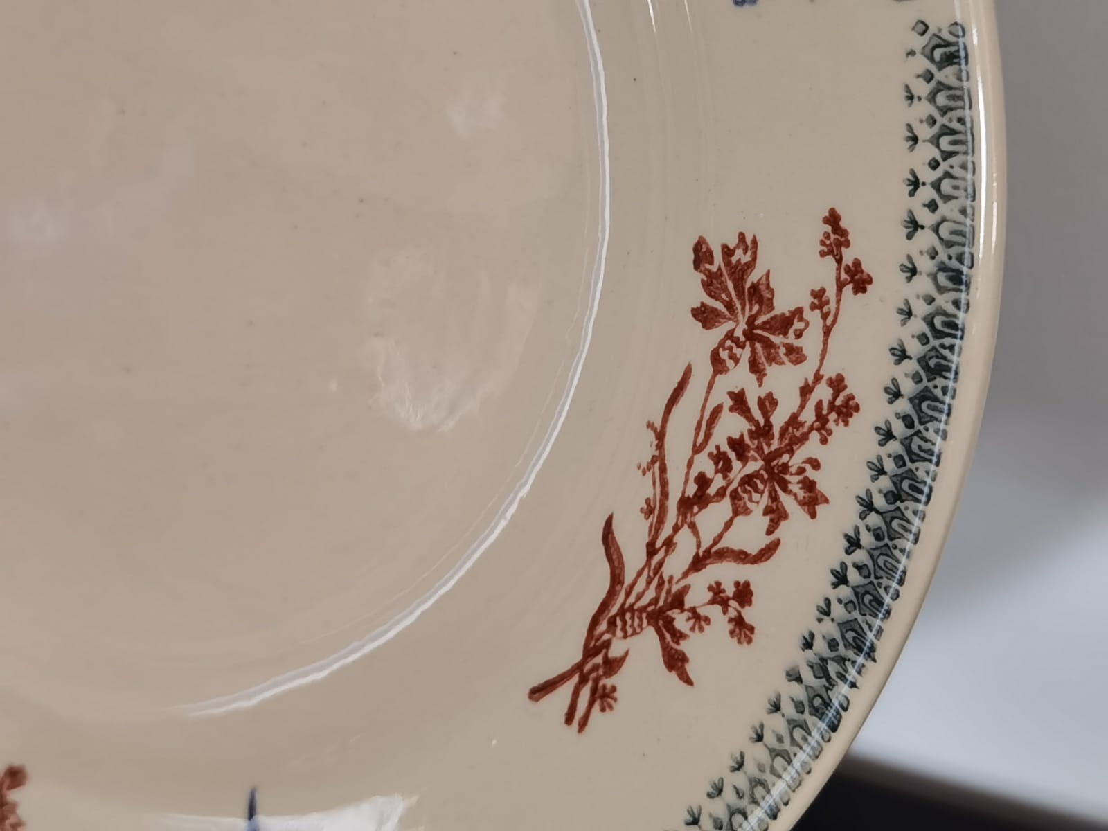 Set of semi-hollow plates Amandinoise St Amand vintage