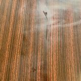 Extendable dining table compass feet