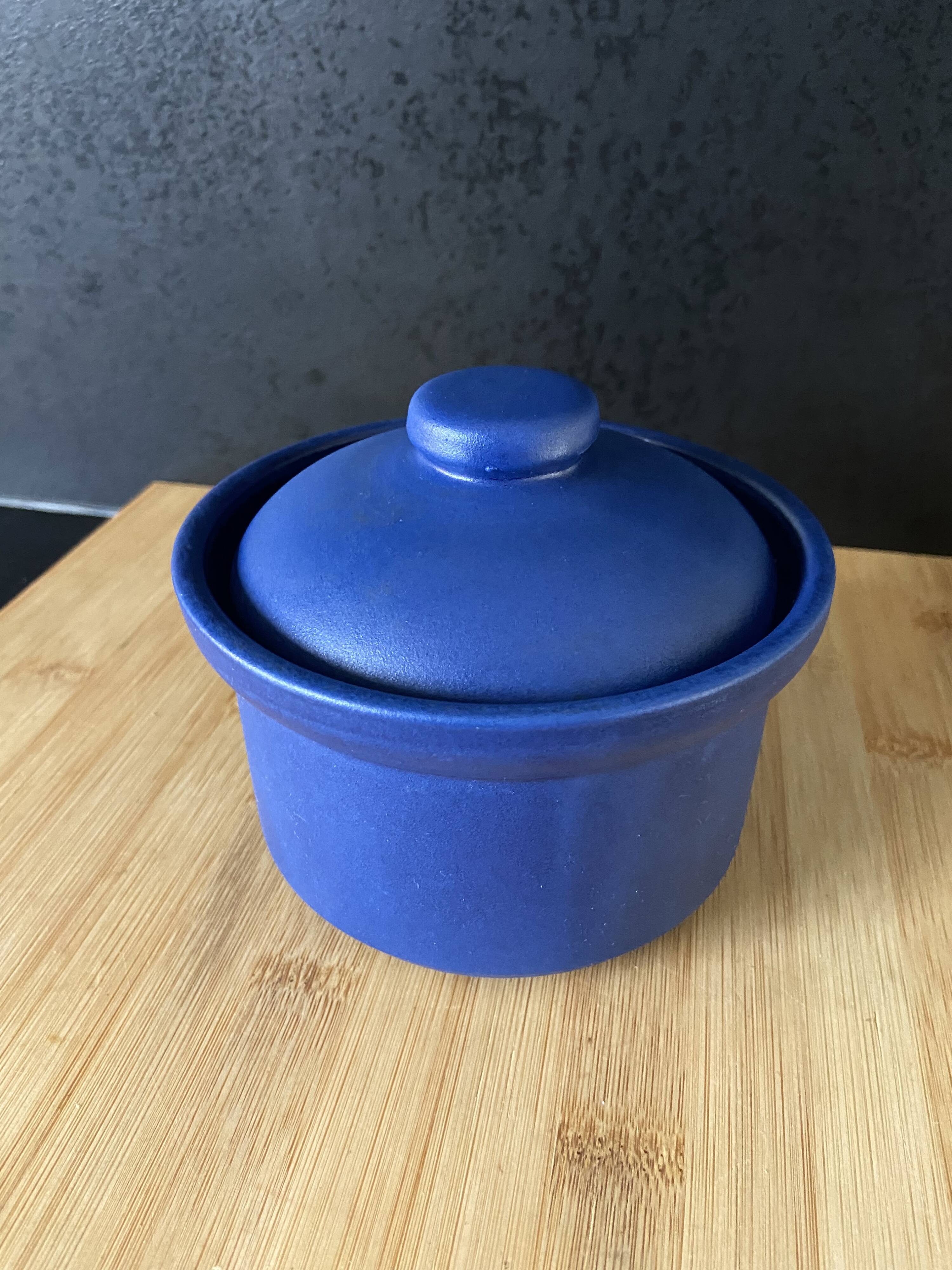 Blue pot