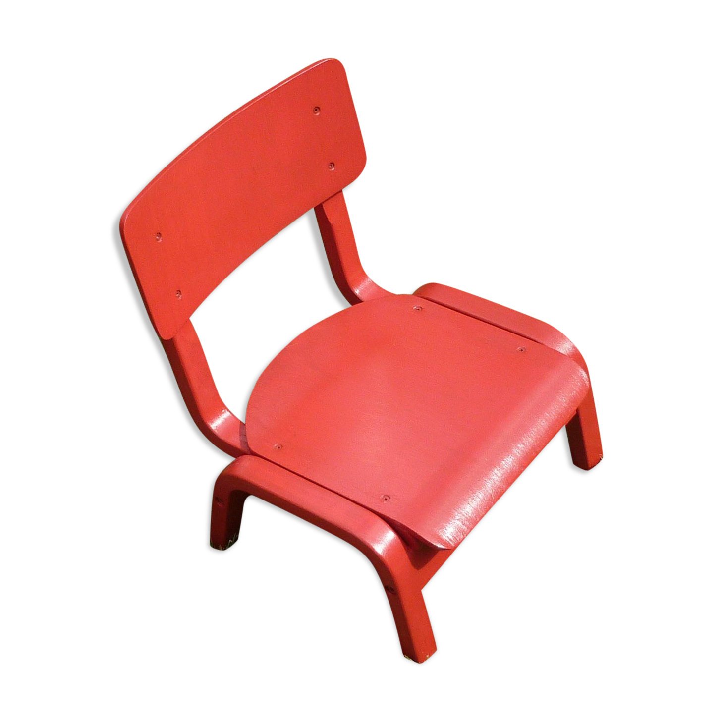 Red low child chair