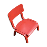 Red low child chair