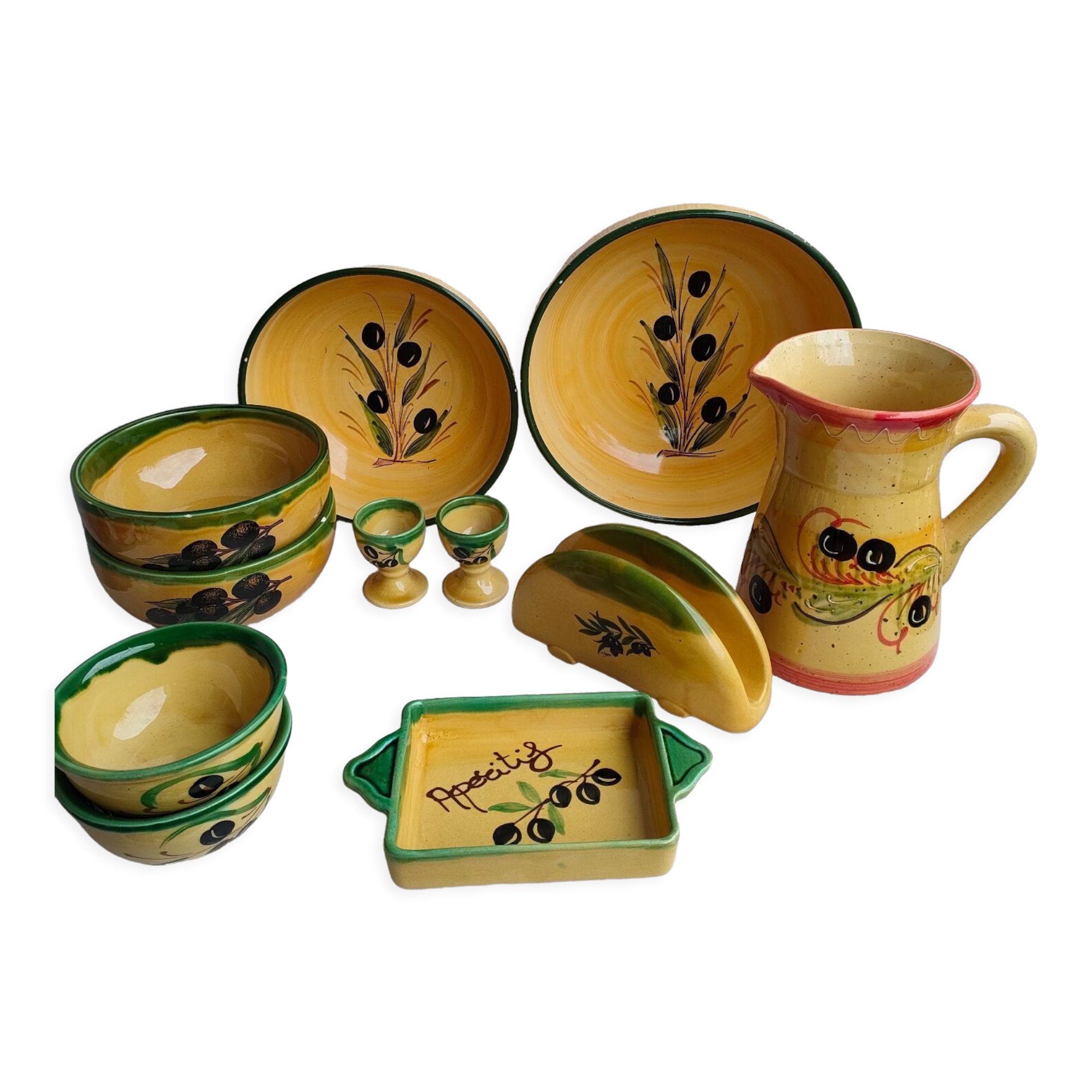 Lot of Provençal ceramic tableware