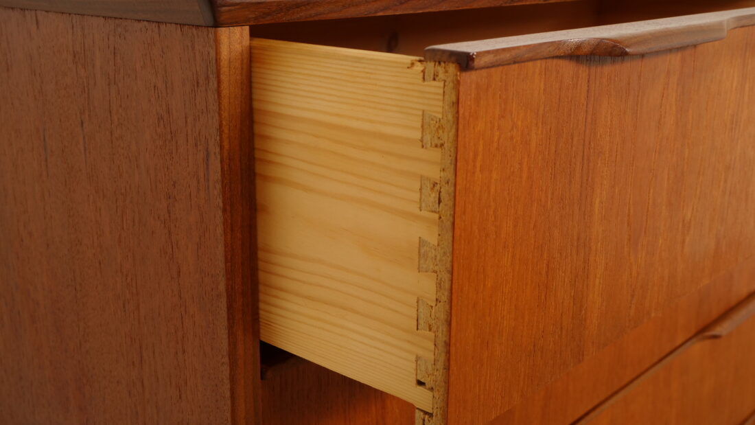 Commode vintage | Teck | 6 tiroirs | 121 cm