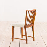 Set of 6 walnut dining chairs in boucle by Frits Henningsen, Denmark, 50s