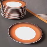 12 Space Age dinner plates from the 70s in porcelain from the Manufacture Royale De