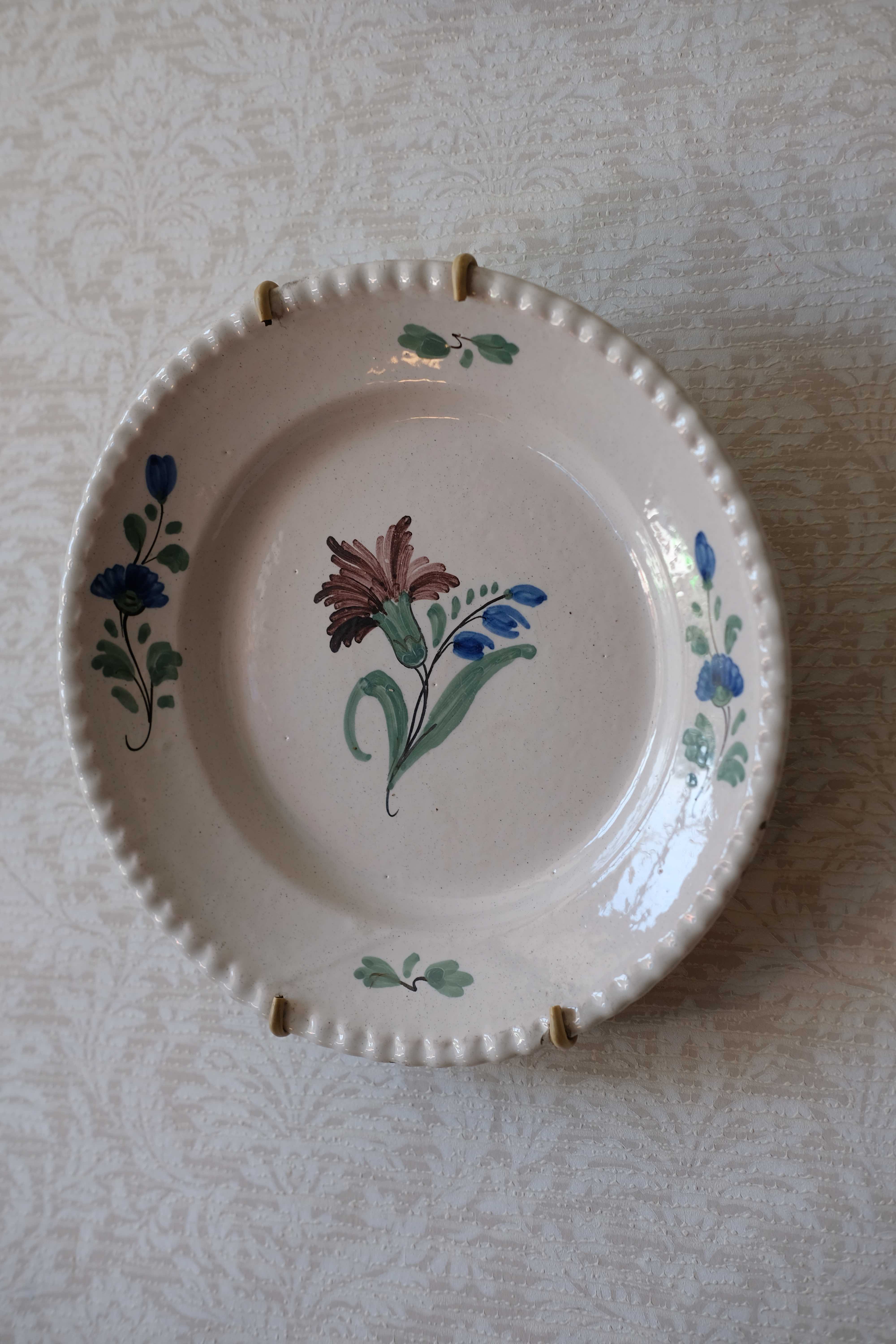 Ceramic wall plates hand made