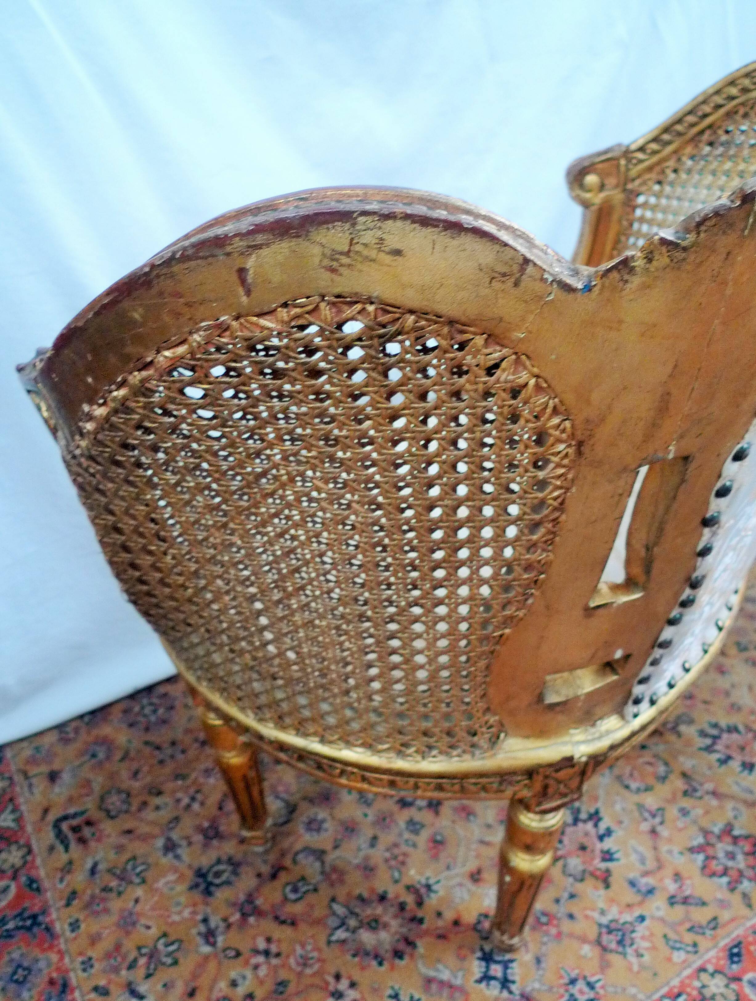 Paire de fauteuils corbeille