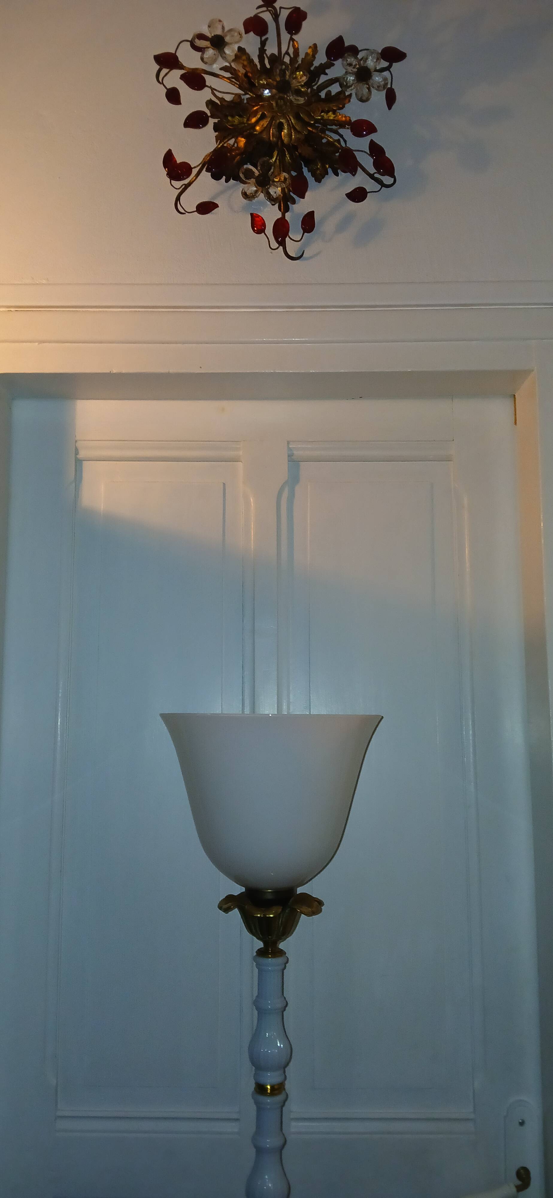 Lampadaire vintage art déco opaline et bronze