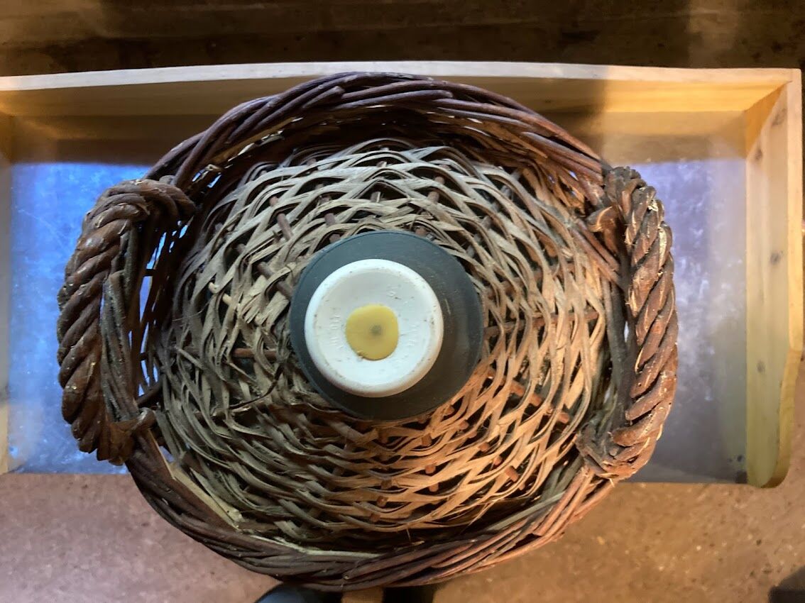 Dame-jeanne in 10L glass and wicker basket, old