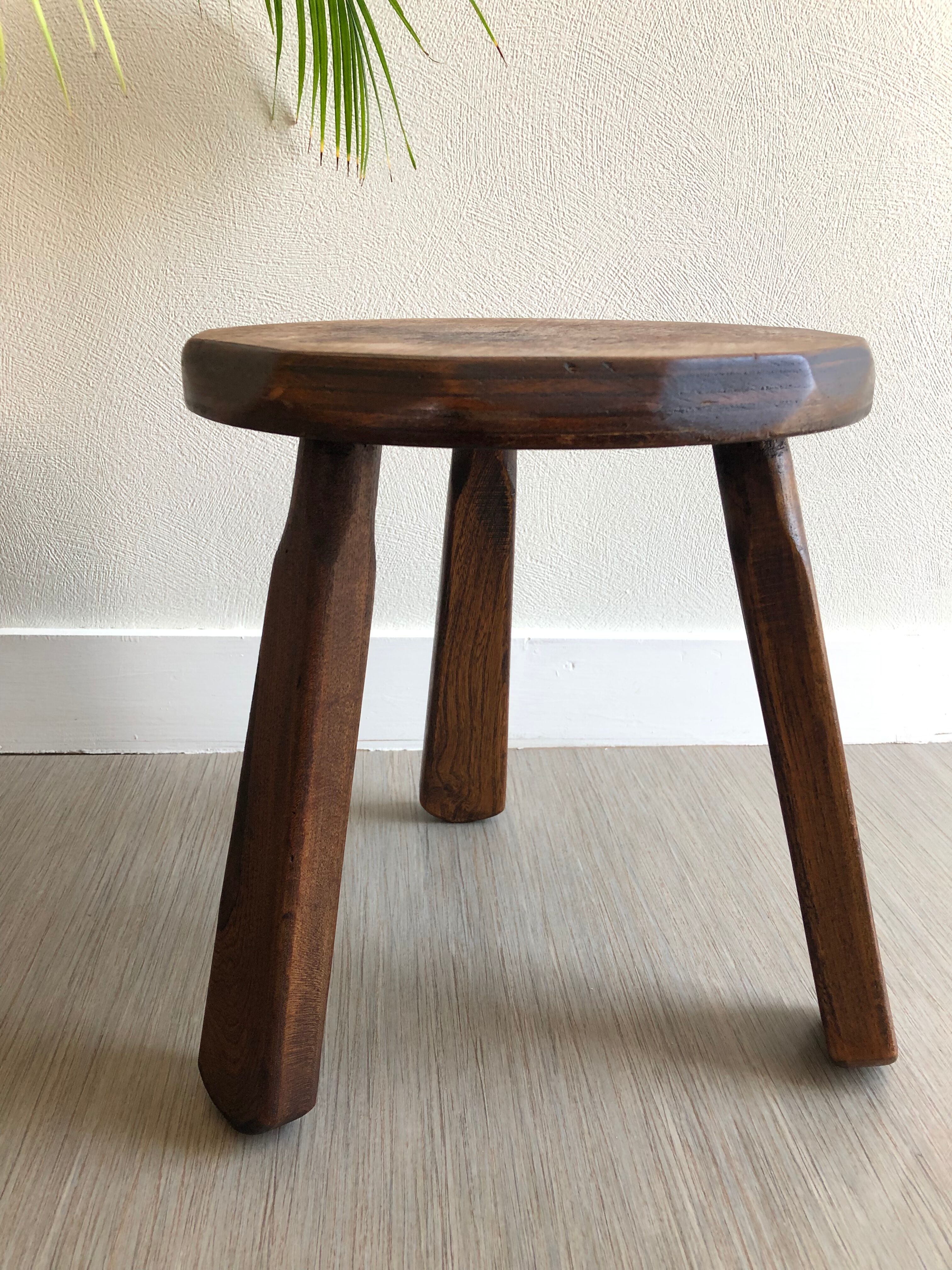 Tabouret tripode bois