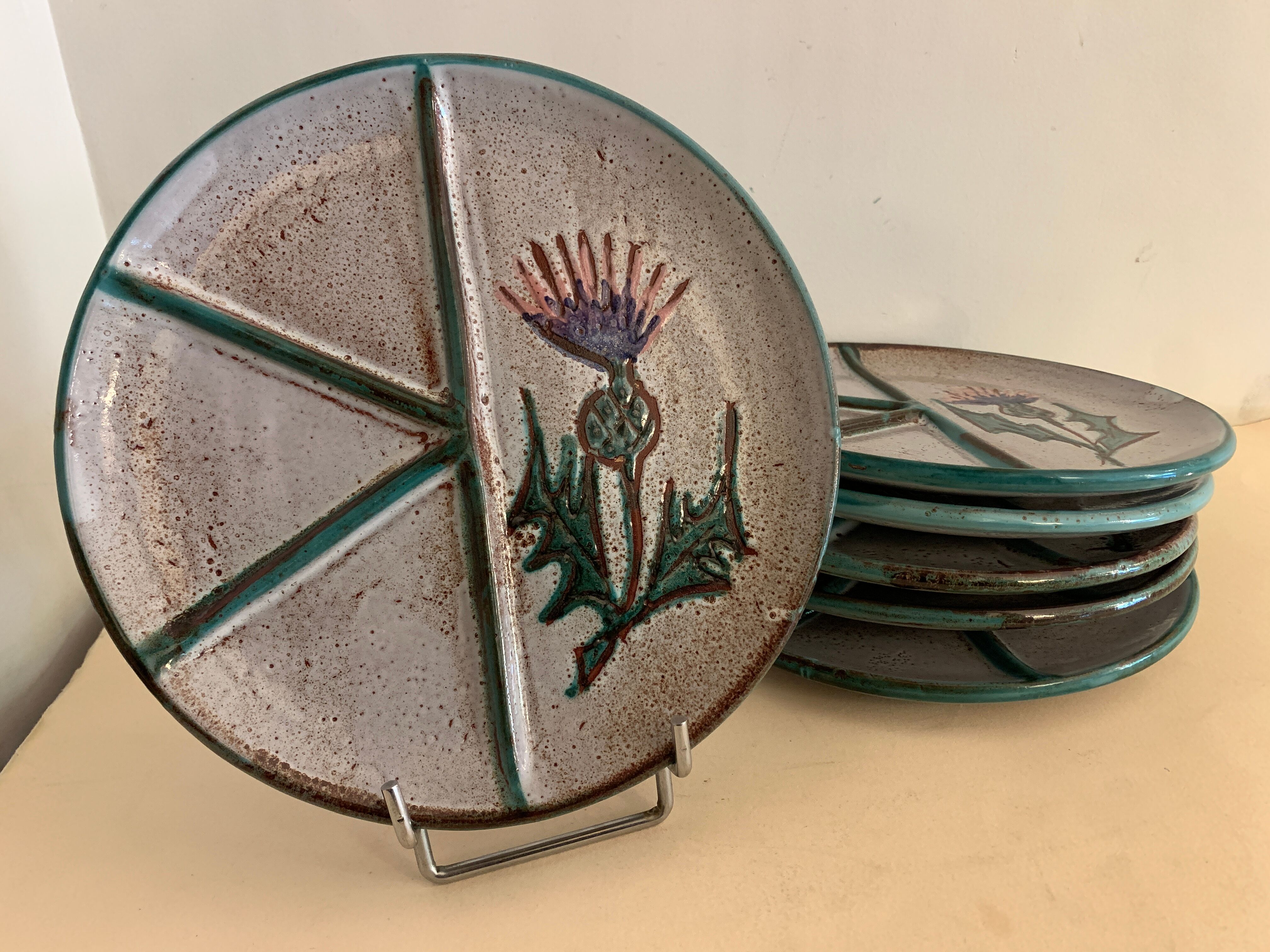 6 ceramic plates, model chardons, Daniel Etienne, Vallauris, 1970