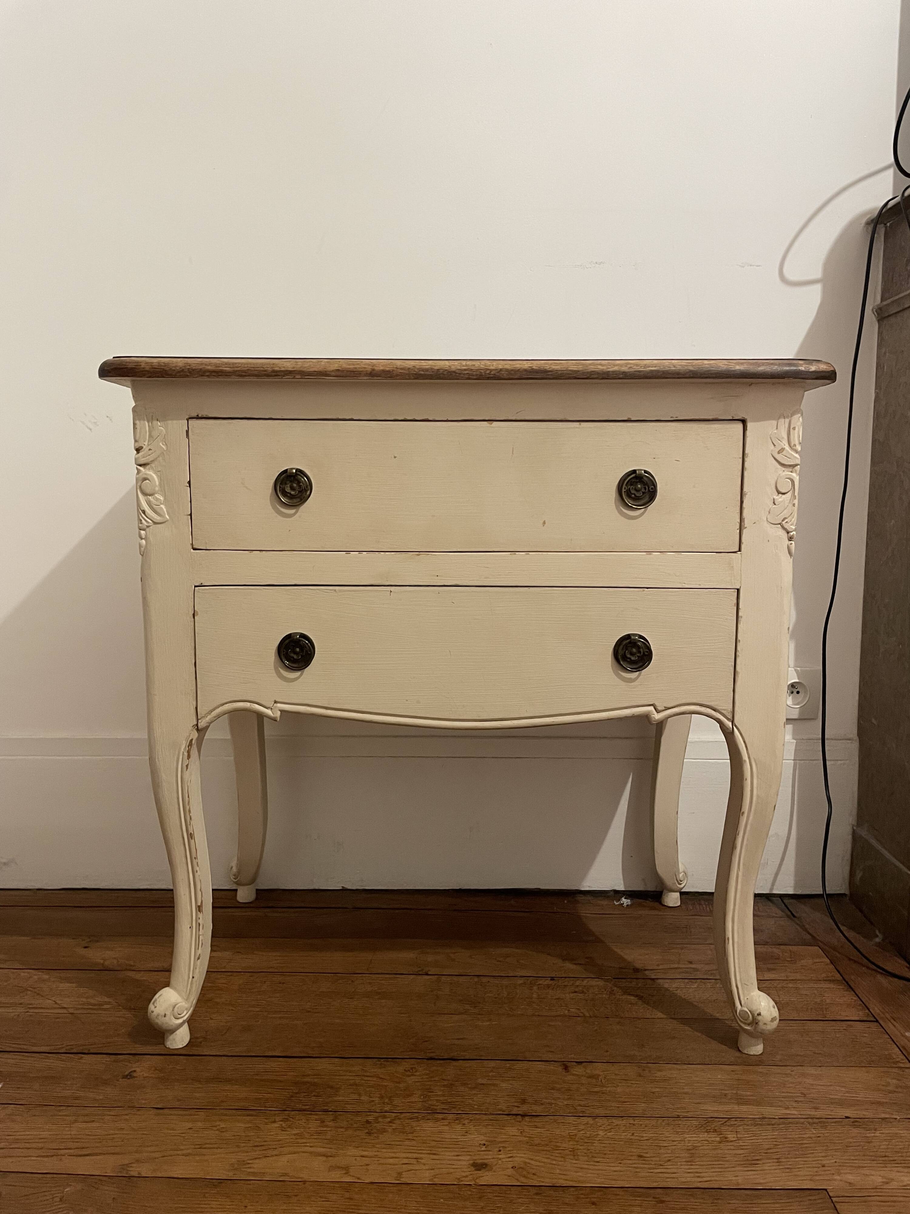Chest of drawers with two drawers in wood