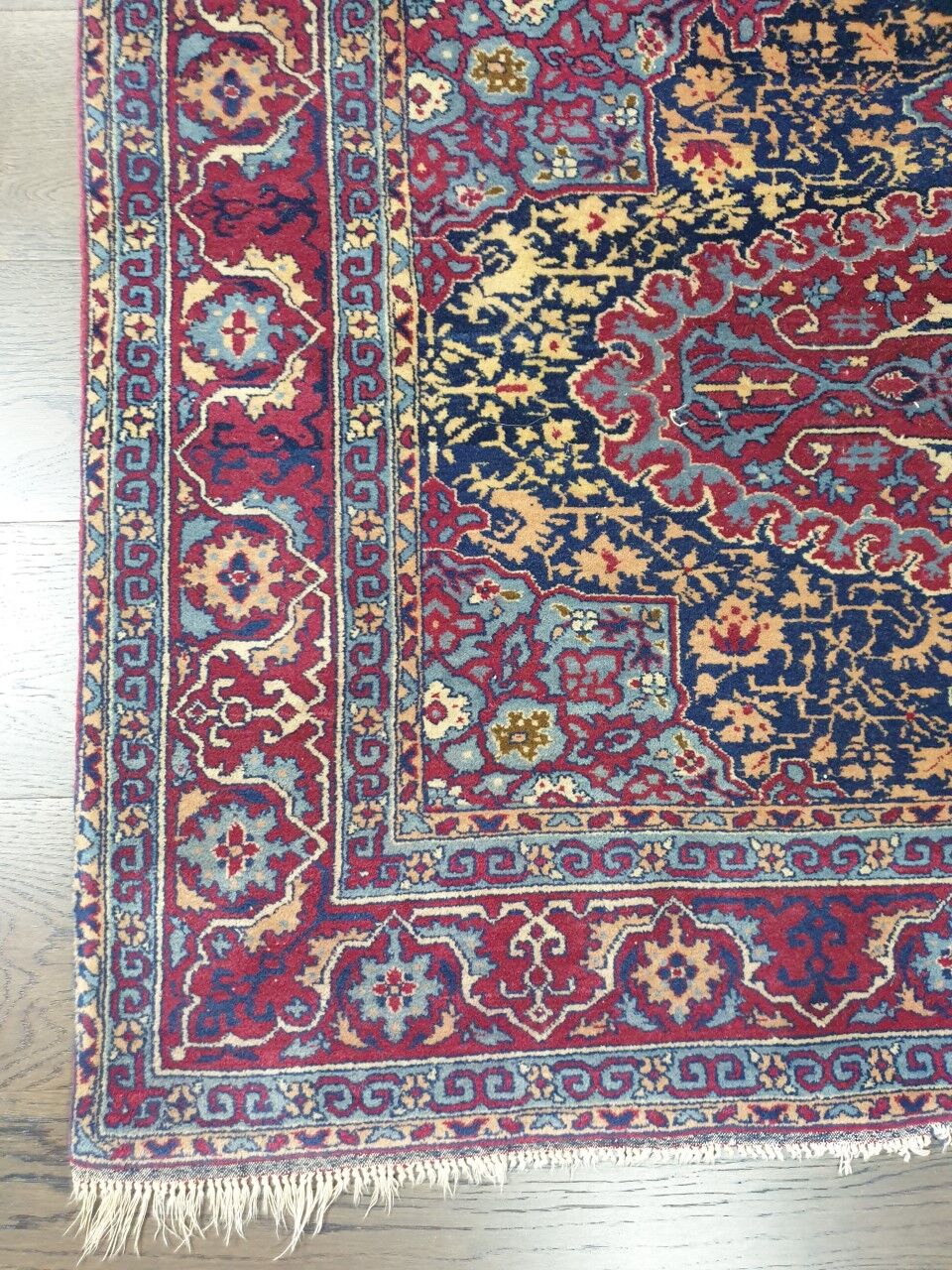 Antique handmade indian amritsar rug
