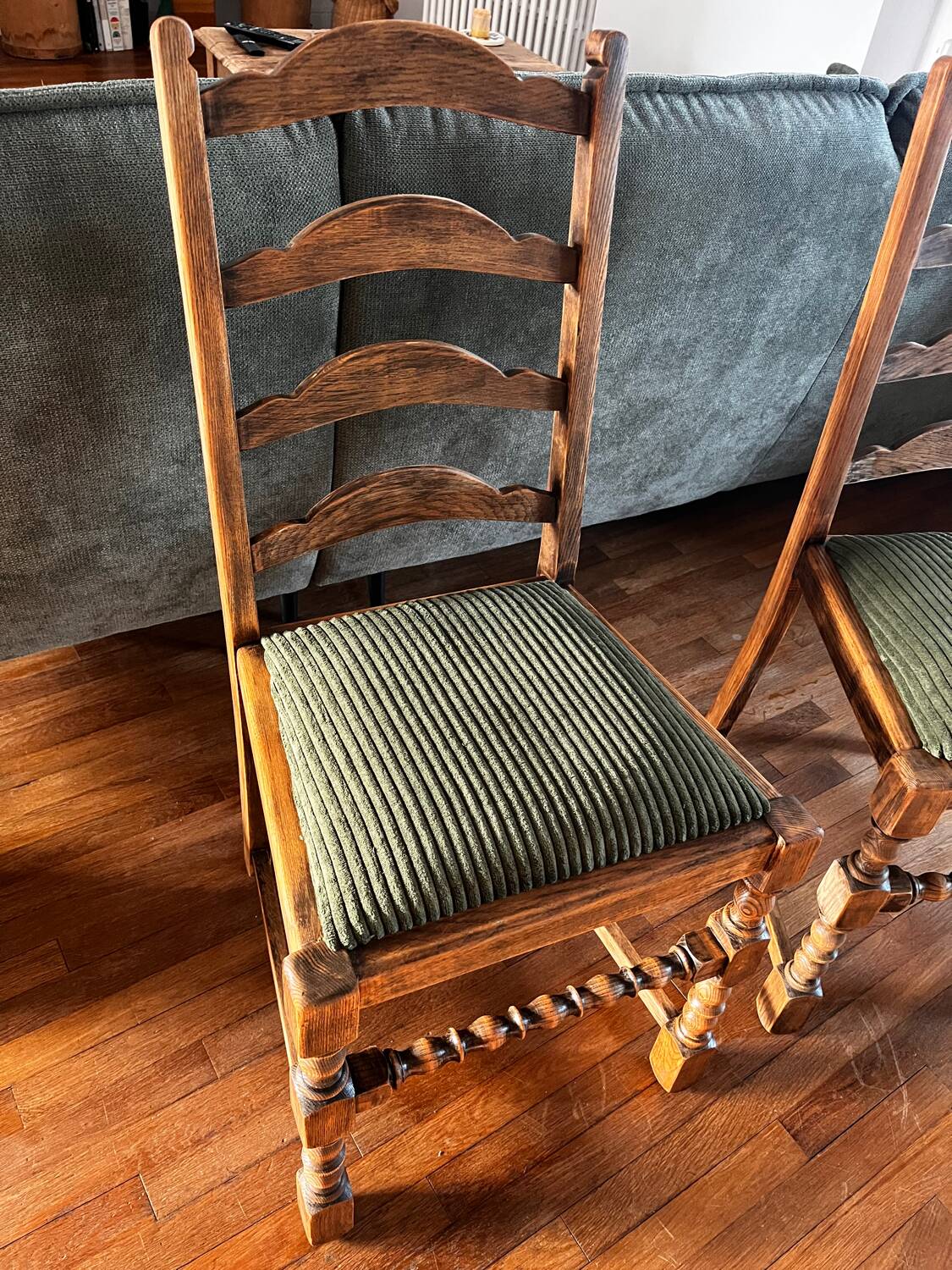 4 antique chairs with green velvet upholstery