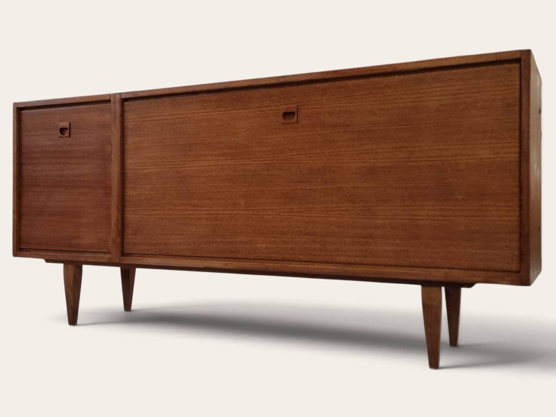 Mid-century buffet
