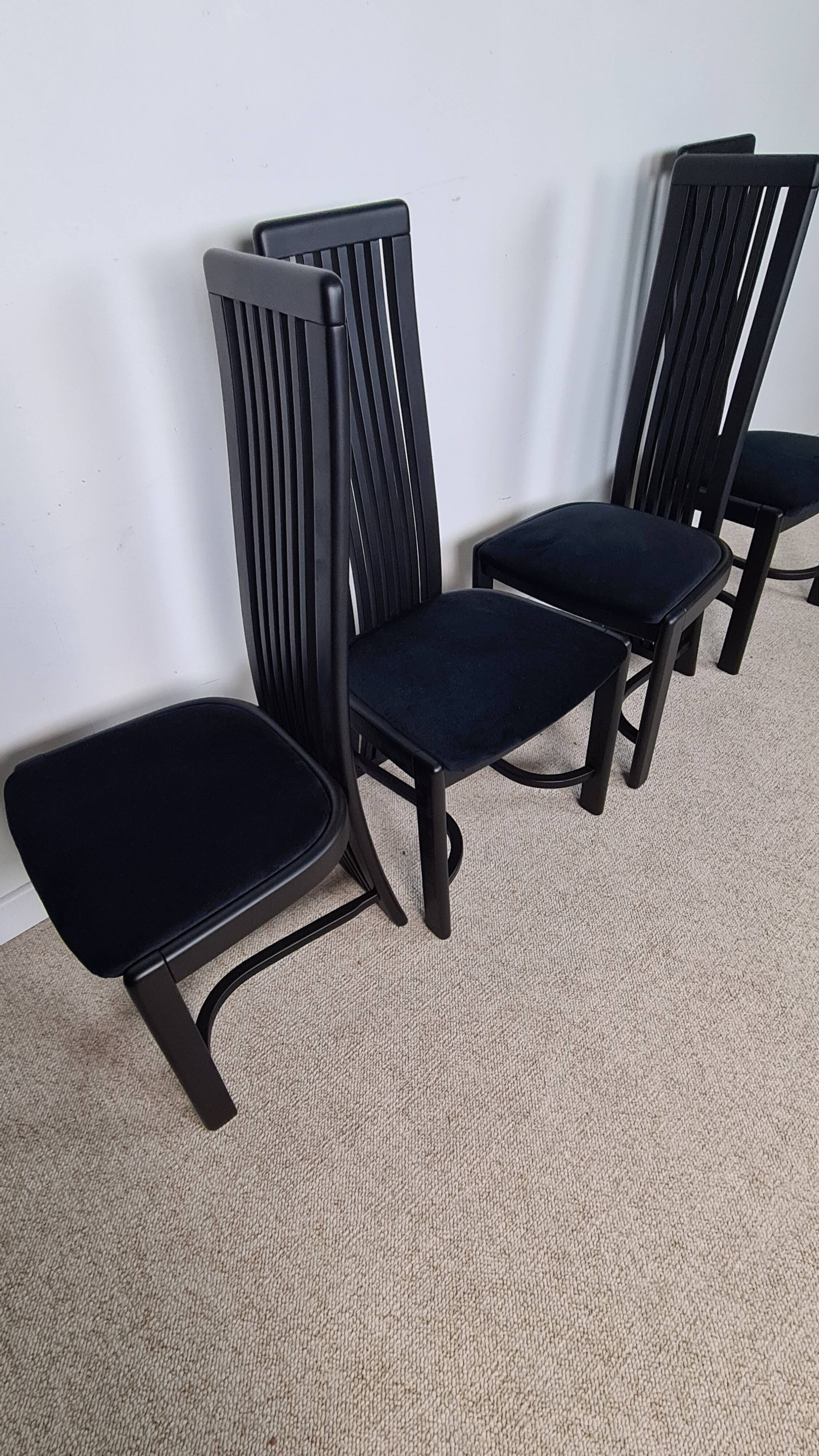 Set of four high "Slat back" chairs - Italian design 1980s