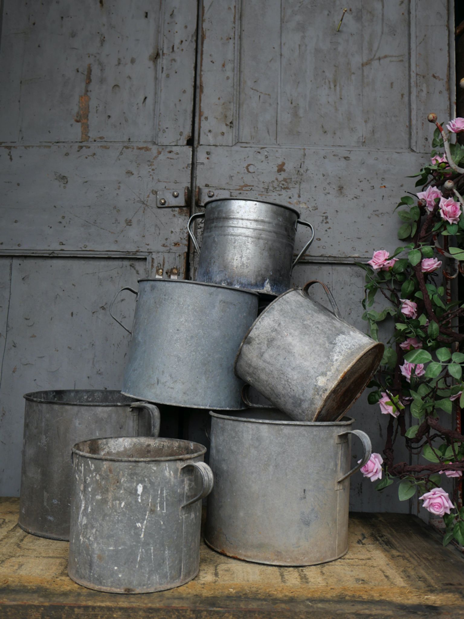 Cache pot en zinc
